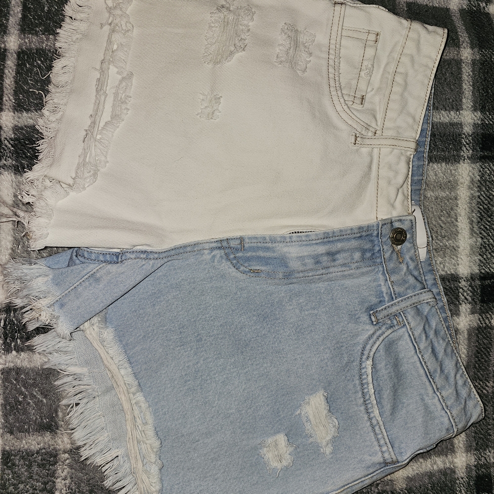 Stylish Two-Tone Jean Shorts